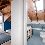 Modern Luxury Attic - Bymyhomeincomo * קומו