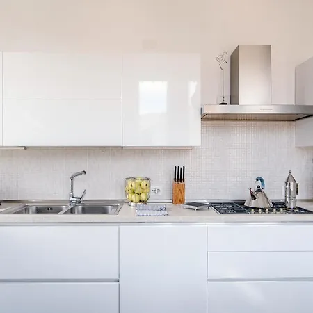 Apartman Modern Luxury Attic - Bymyhomeincomo *