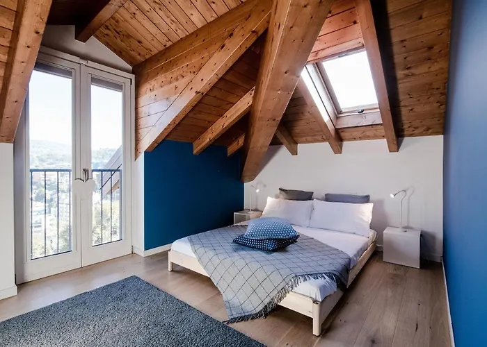 Modern Luxury Attic - Bymyhomeincomo Apartamento