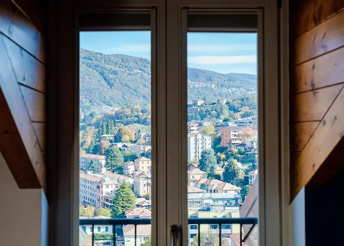 Modern Luxury Attic - Bymyhomeincomo