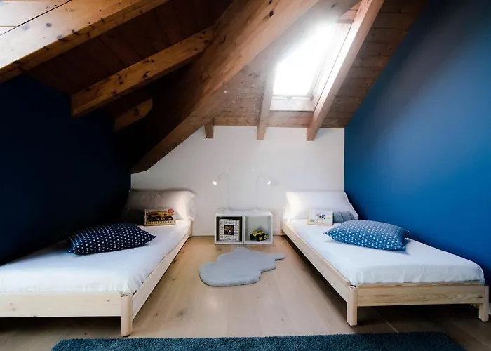 شقة Modern Luxury Attic - Bymyhomeincomo *