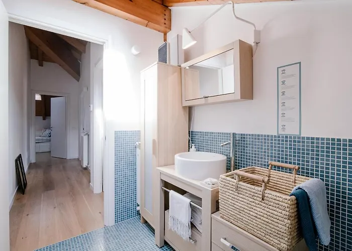 Modern Luxury Attic - Bymyhomeincomo شقة كومو