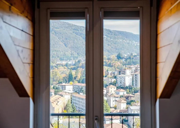 Modern Luxury Attic - Bymyhomeincomo